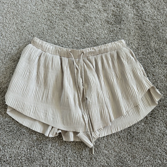 FP Movement shorts - Picture 1 of 3